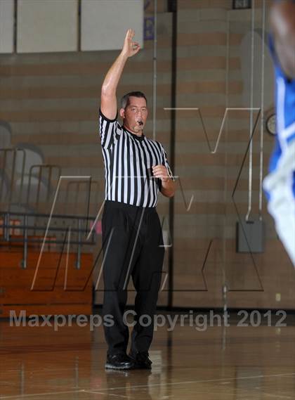 Thumbnail 1 in Alta Loma vs. Redlands East Valley (Inland Empire Classic) photogallery.