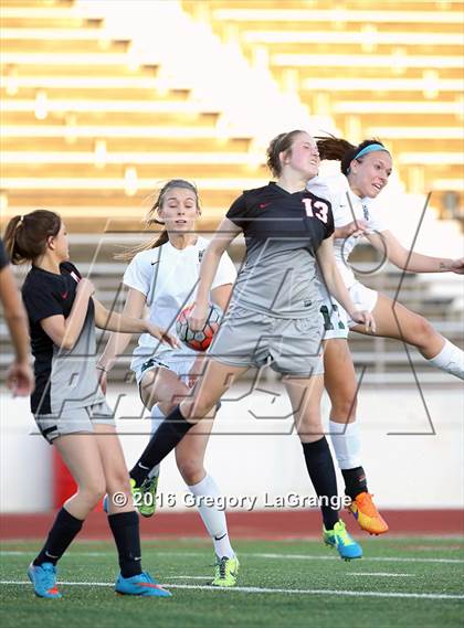 Thumbnail 1 in Kennedale vs. Argyle photogallery.