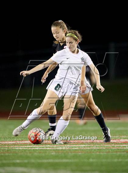 Thumbnail 3 in Kennedale vs. Argyle photogallery.