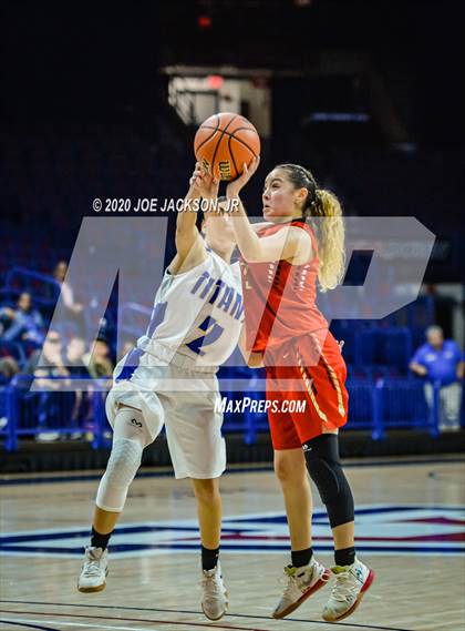 Thumbnail 2 in Rio Rico @ Palo Verde (MLK Basketball Classic) photogallery.