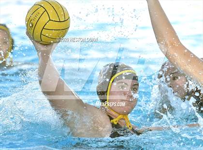 Thumbnail 2 in Sunny Hills vs. Villa Park (Ocean View Tournament) photogallery.