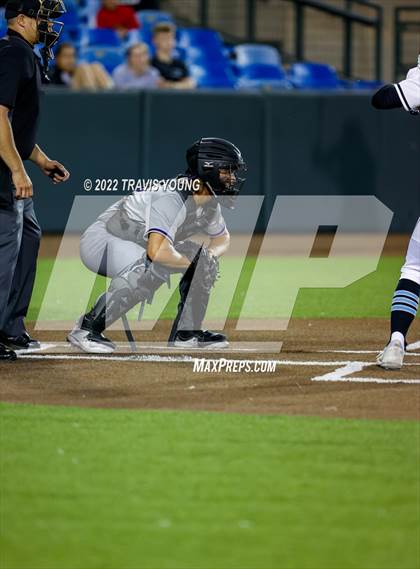 Thumbnail 2 in Eisenhower vs. Valley Center (KSHSAA 5A Quarterfinal) photogallery.