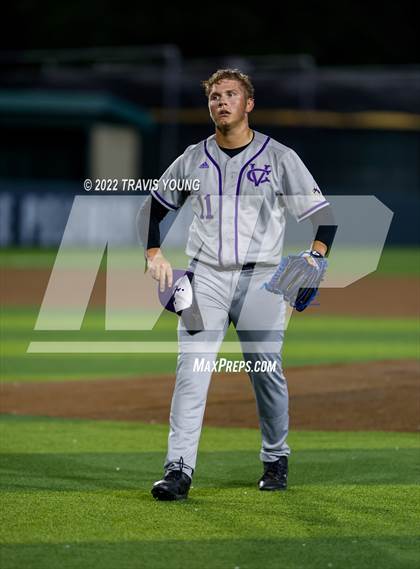 Thumbnail 2 in Eisenhower vs. Valley Center (KSHSAA 5A Quarterfinal) photogallery.