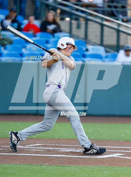 Thumbnail 1 in Eisenhower vs. Valley Center (KSHSAA 5A Quarterfinal) photogallery.