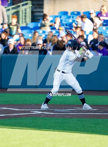 Thumbnail 1 in Eisenhower vs. Valley Center (KSHSAA 5A Quarterfinal) photogallery.