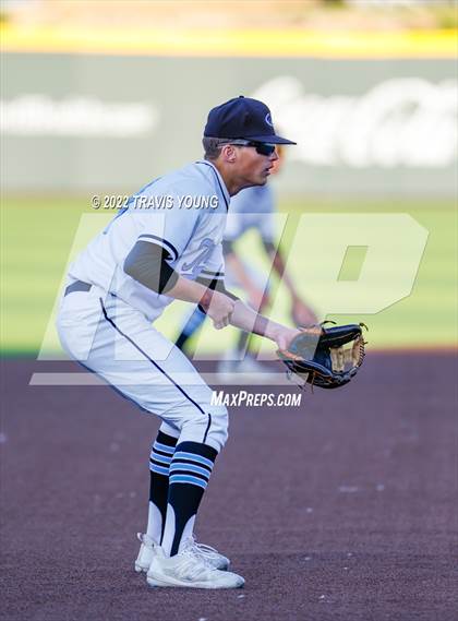 Thumbnail 1 in Eisenhower vs. Valley Center (KSHSAA 5A Quarterfinal) photogallery.