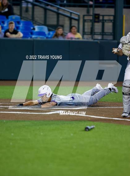 Thumbnail 1 in Eisenhower vs. Valley Center (KSHSAA 5A Quarterfinal) photogallery.