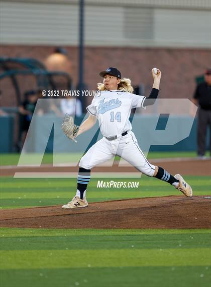 Thumbnail 1 in Eisenhower vs. Valley Center (KSHSAA 5A Quarterfinal) photogallery.