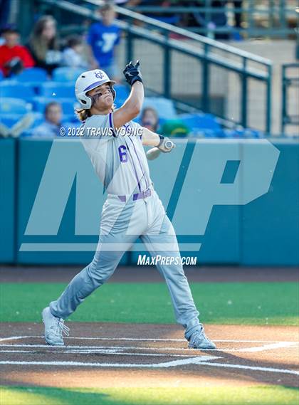 Thumbnail 1 in Eisenhower vs. Valley Center (KSHSAA 5A Quarterfinal) photogallery.