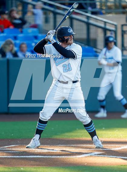 Thumbnail 2 in Eisenhower vs. Valley Center (KSHSAA 5A Quarterfinal) photogallery.
