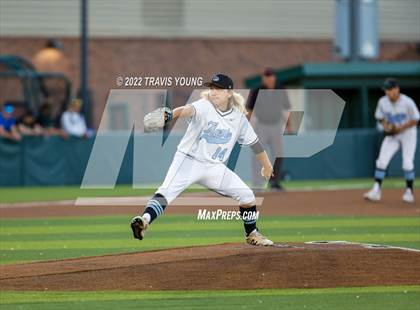 Thumbnail 3 in Eisenhower vs. Valley Center (KSHSAA 5A Quarterfinal) photogallery.