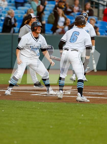 Thumbnail 2 in Eisenhower vs. Valley Center (KSHSAA 5A Quarterfinal) photogallery.