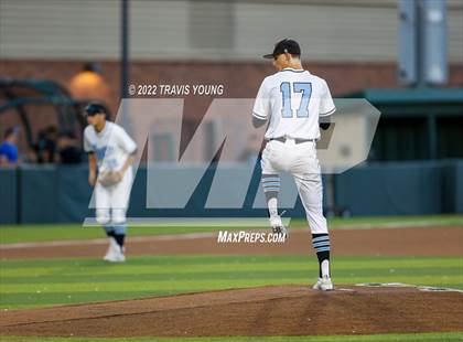 Thumbnail 1 in Eisenhower vs. Valley Center (KSHSAA 5A Quarterfinal) photogallery.