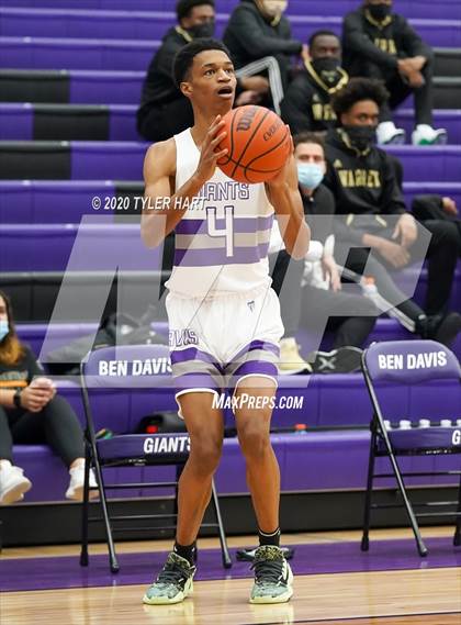 Thumbnail 1 in Warren Central @ Ben Davis photogallery.