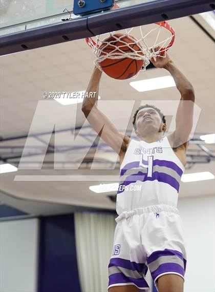 Thumbnail 1 in Warren Central @ Ben Davis photogallery.
