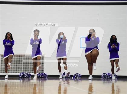 Thumbnail 2 in Warren Central @ Ben Davis photogallery.