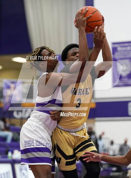 Thumbnail 1 in Warren Central @ Ben Davis photogallery.