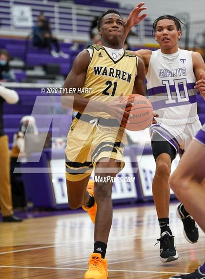 Thumbnail 2 in Warren Central @ Ben Davis photogallery.