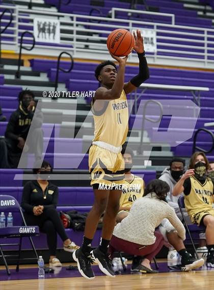 Thumbnail 2 in Warren Central @ Ben Davis photogallery.