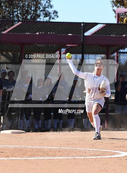 Thumbnail 1 in Brush vs. University (CHSAA 3A State Final) photogallery.