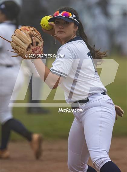 Thumbnail 3 in Aptos vs Burlingame (Stevenson School) photogallery.