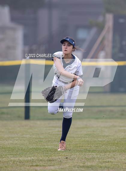 Thumbnail 1 in Aptos vs Burlingame (Stevenson School) photogallery.