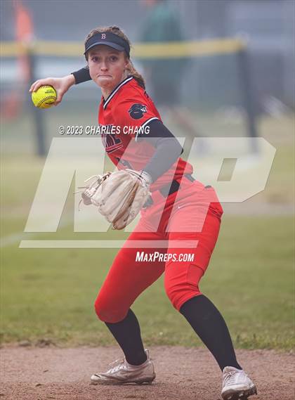 Thumbnail 3 in Aptos vs Burlingame (Stevenson School) photogallery.