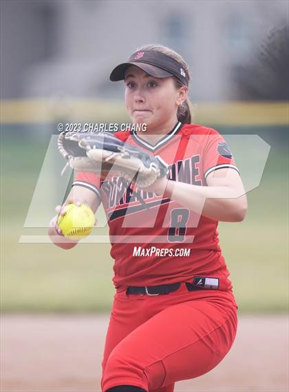 Thumbnail 2 in Aptos vs Burlingame (Stevenson School) photogallery.