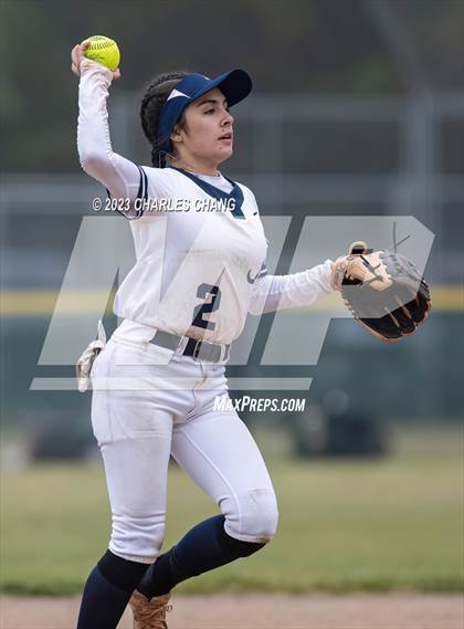 Thumbnail 3 in Aptos vs Burlingame (Stevenson School) photogallery.