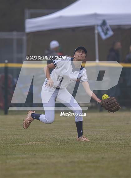 Thumbnail 1 in Aptos vs Burlingame (Stevenson School) photogallery.