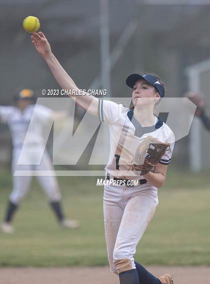 Thumbnail 3 in Aptos vs Burlingame (Stevenson School) photogallery.