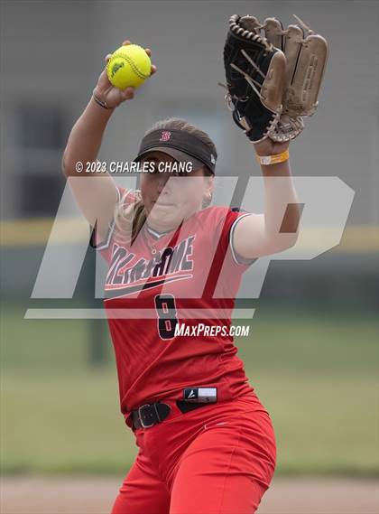 Thumbnail 2 in Aptos vs Burlingame (Stevenson School) photogallery.