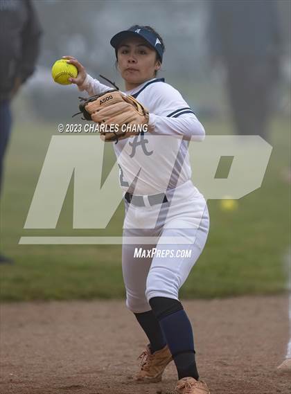 Thumbnail 2 in Aptos vs Burlingame (Stevenson School) photogallery.