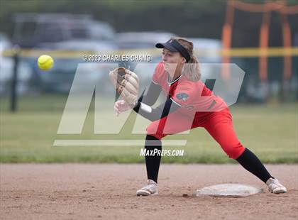 Thumbnail 2 in Aptos vs Burlingame (Stevenson School) photogallery.