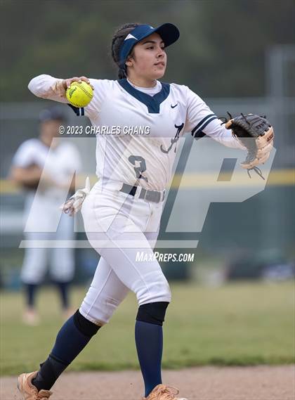 Thumbnail 1 in Aptos vs Burlingame (Stevenson School) photogallery.