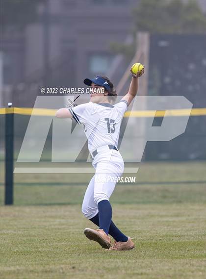 Thumbnail 2 in Aptos vs Burlingame (Stevenson School) photogallery.