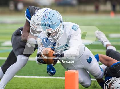 Thumbnail 3 in Walled Lake Western vs. Mona Shores (MHSAA D2 Semifinal)  photogallery.