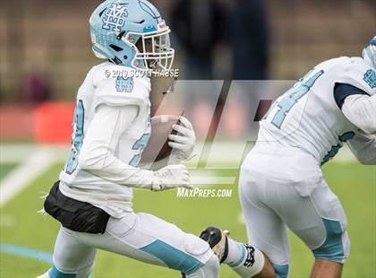 Thumbnail 2 in Walled Lake Western vs. Mona Shores (MHSAA D2 Semifinal)  photogallery.