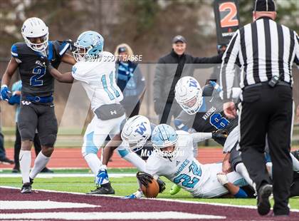 Thumbnail 2 in Walled Lake Western vs. Mona Shores (MHSAA D2 Semifinal)  photogallery.