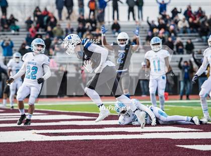 Thumbnail 3 in Walled Lake Western vs. Mona Shores (MHSAA D2 Semifinal)  photogallery.