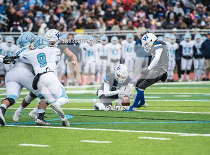 Thumbnail 2 in Walled Lake Western vs. Mona Shores (MHSAA D2 Semifinal)  photogallery.