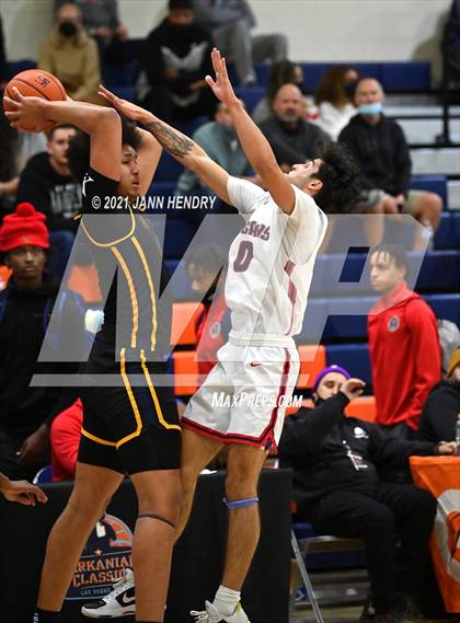 Thumbnail 3 in Oak Cliff Faith Family Academy vs. Coronado (Tarkanian Classic) photogallery.