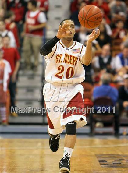 Thumbnail 2 in Fairfield Prep vs. St. Joseph (CIAC Class LL Final)   photogallery.
