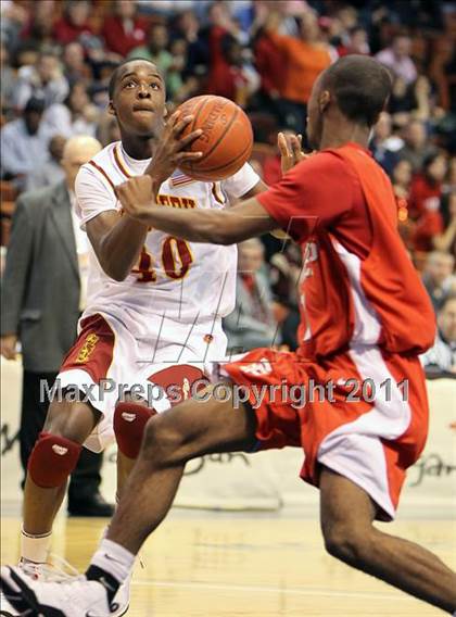 Thumbnail 1 in Fairfield Prep vs. St. Joseph (CIAC Class LL Final)   photogallery.