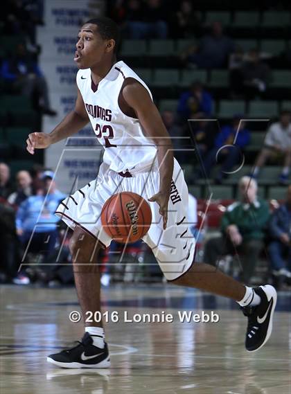 Thumbnail 2 in Shenendehowa vs. Aquinas  (NYSPHSAA Class AA Semifinal) photogallery.