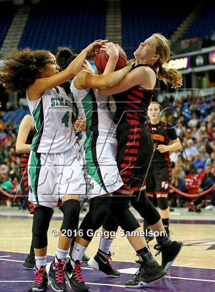 Thumbnail 2 in St. Mary's vs St. Francis (CIF SJS D1 Final) photogallery.
