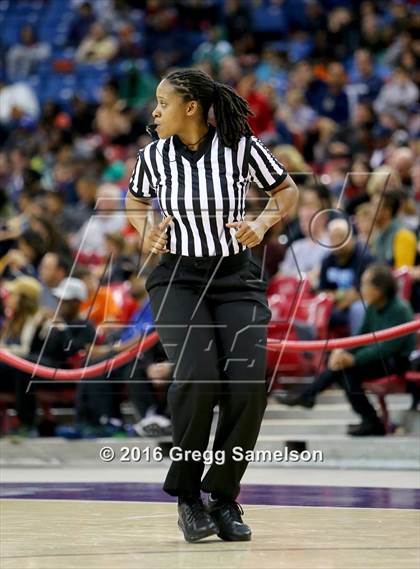 Thumbnail 3 in St. Mary's vs St. Francis (CIF SJS D1 Final) photogallery.