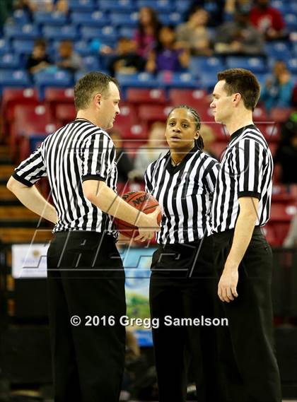 Thumbnail 3 in St. Mary's vs St. Francis (CIF SJS D1 Final) photogallery.