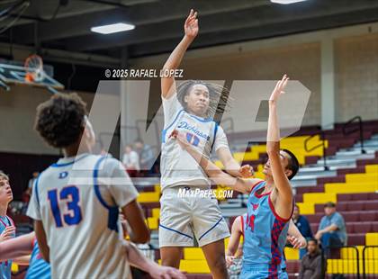 Thumbnail 1 in Dickinson vs. Pearce (McDonald's Texas Invitational Tournament) photogallery.