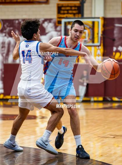 Thumbnail 1 in Dickinson vs. Pearce (McDonald's Texas Invitational Tournament) photogallery.